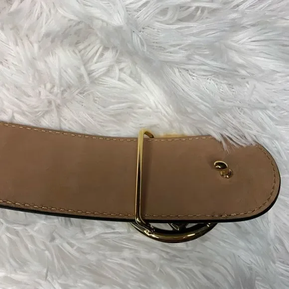 Fendi Buckle Belt.  ???HOST PICK??? Fendi Buckle Belt.???HOST PICK??? main image 3